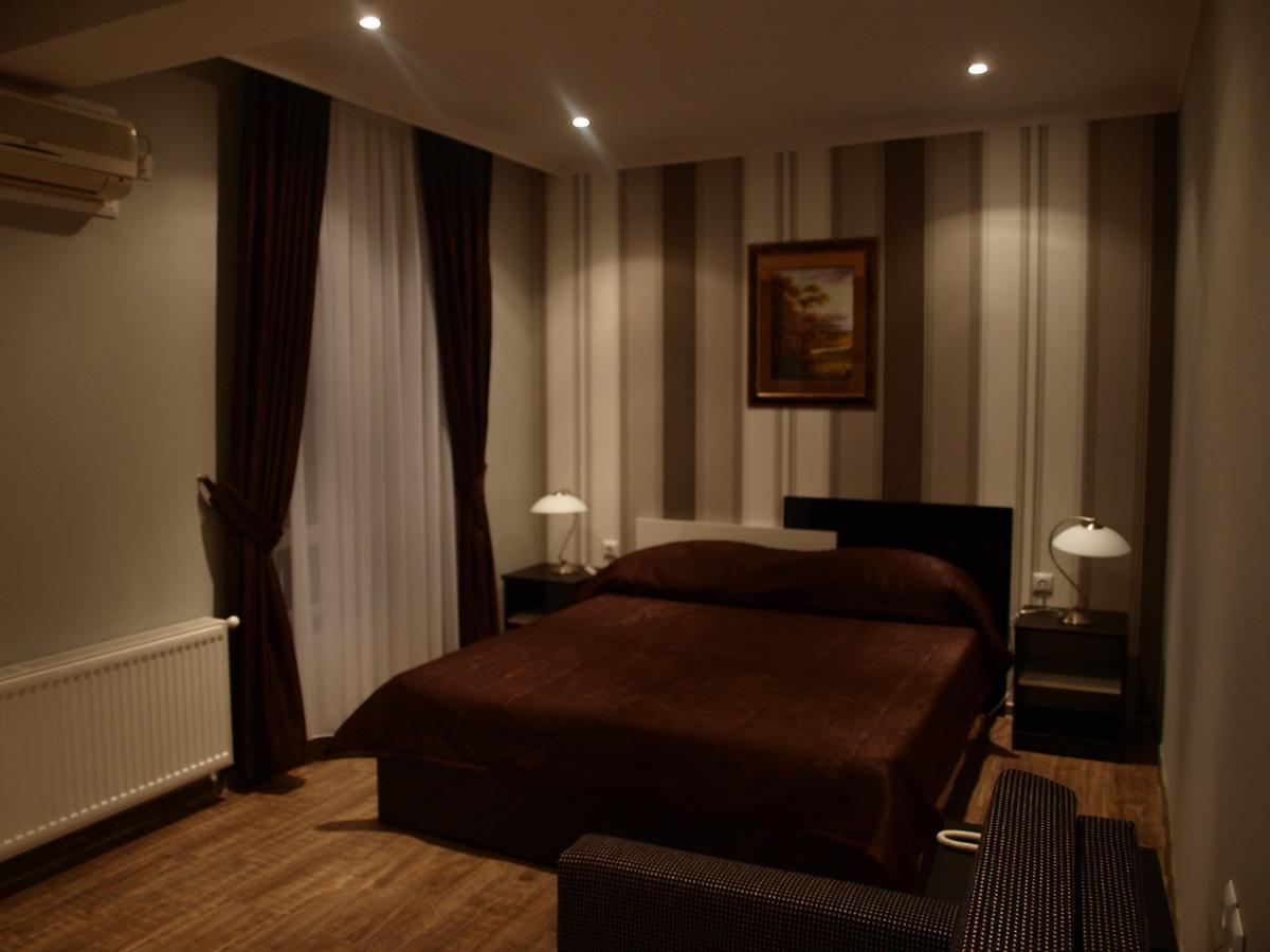 Razgrad Hotel Mimoza מראה חיצוני תמונה