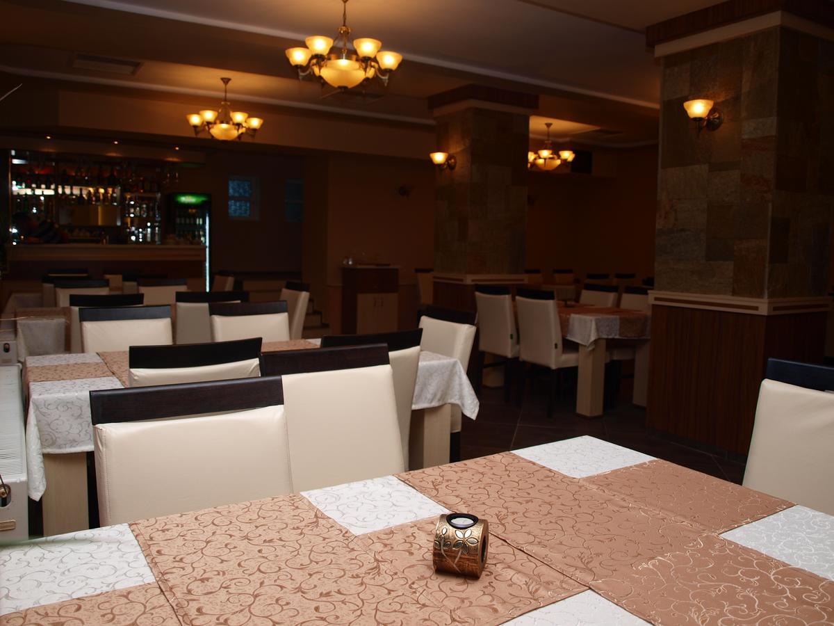 Razgrad Hotel Mimoza מראה חיצוני תמונה